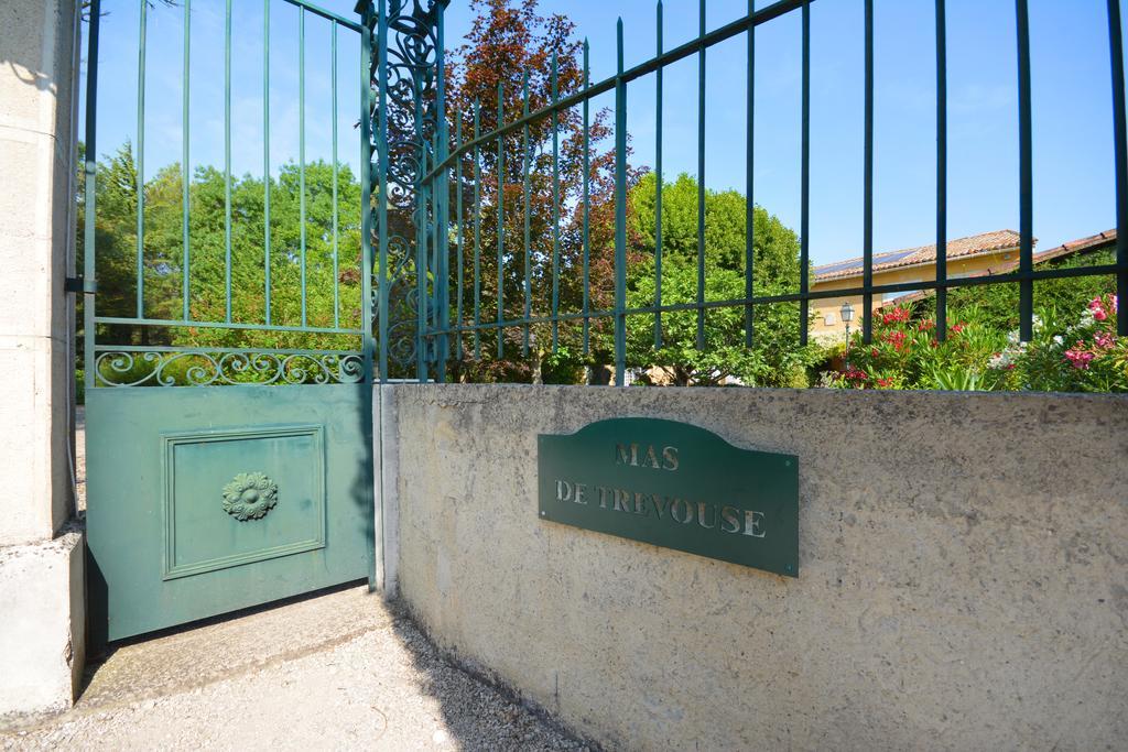 Le Mas De Trevouse Saint-Saturnin-lès-Avignon Exterior foto